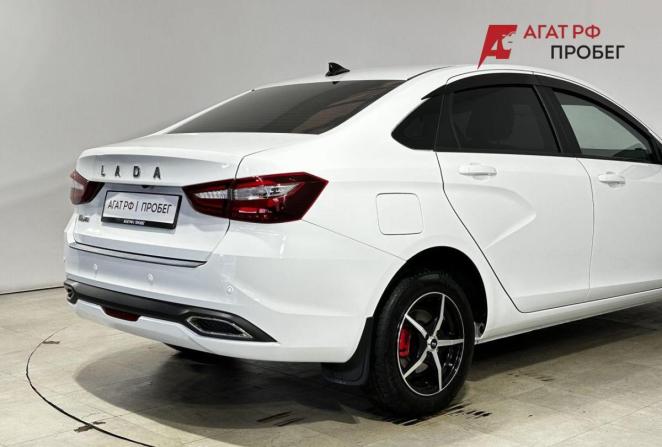 Lada (ВАЗ) Vesta I Рестайлинг (NG) с пробегом 2024 года, цена 1 270 000 рублей, 59536 км, седан, Автокод Объявления