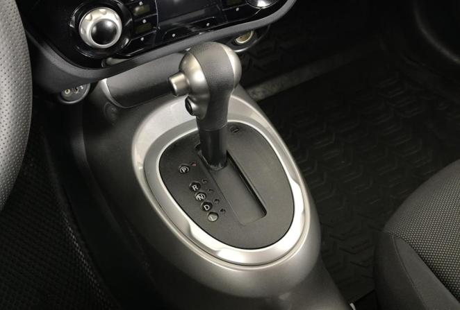 Nissan Juke I с пробегом 2013 года, цена 1 070 000 рублей, 100085 км, внедорожник, Автокод Объявления