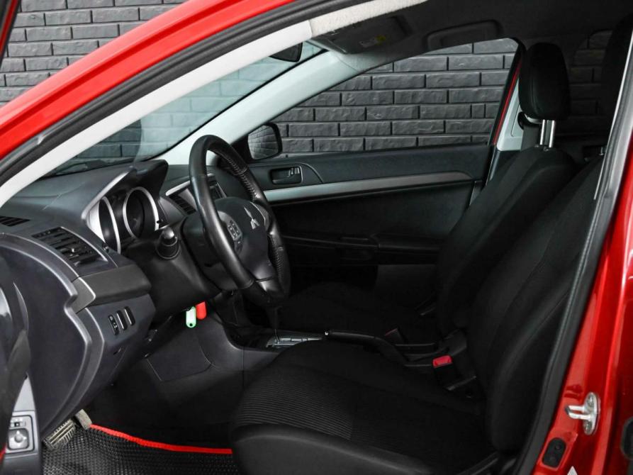 Mitsubishi Lancer X Рестайлинг Екатеринбург  - изображение 9