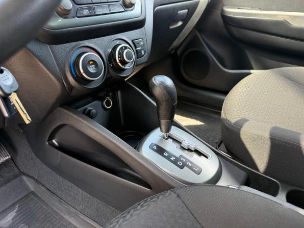 Kia Rio III с пробегом 2012 года, цена 795 000 рублей, 166598 км, седан, Автокод Объявления
