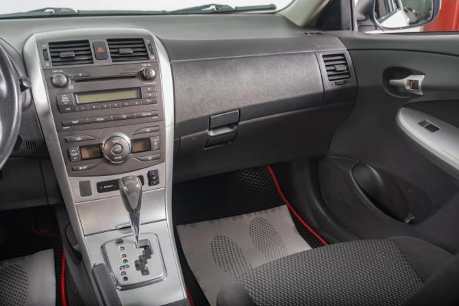 Toyota Corolla X (E140 E150) Рестайлинг с пробегом 2011 года, цена 1 289 000 рублей, 250000 км, седан, Автокод Объявления