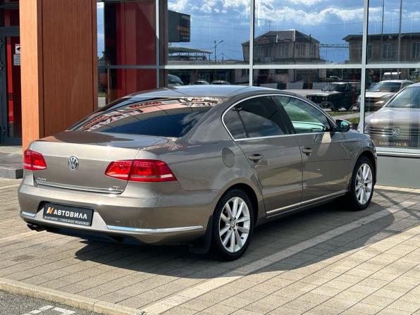 Volkswagen Passat B7 с пробегом 2011 года, цена 950 000 рублей, 187613 км, седан, Автокод Объявления
