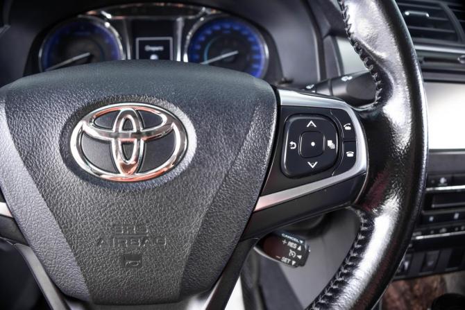 Toyota Camry VII (XV50) Рестайлинг с пробегом 2015 года, цена 2 399 000 рублей, 178785 км, седан, Автокод Объявления