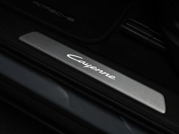 Porsche Cayenne III Рестайлинг с пробегом 2025 года, цена 17 500 000 рублей, 668 км, внедорожник, Автокод Объявления