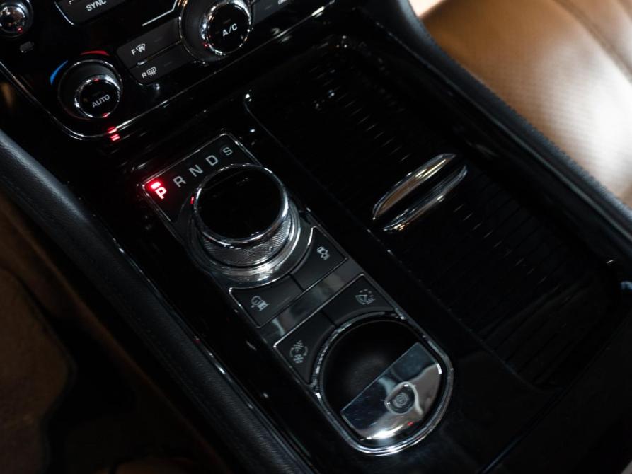 Jaguar XJ IV (X351) Рестайлинг Санкт-Петербург  - изображение 13