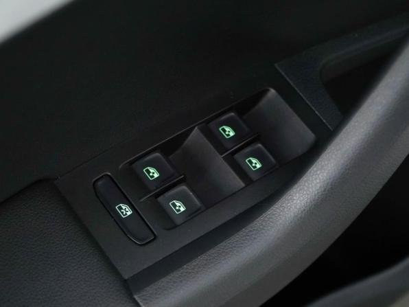 Skoda Octavia III (A7) Рестайлинг с пробегом 2020 года, цена 2 080 977 рублей, 73352 км, лифтбек, Автокод Объявления