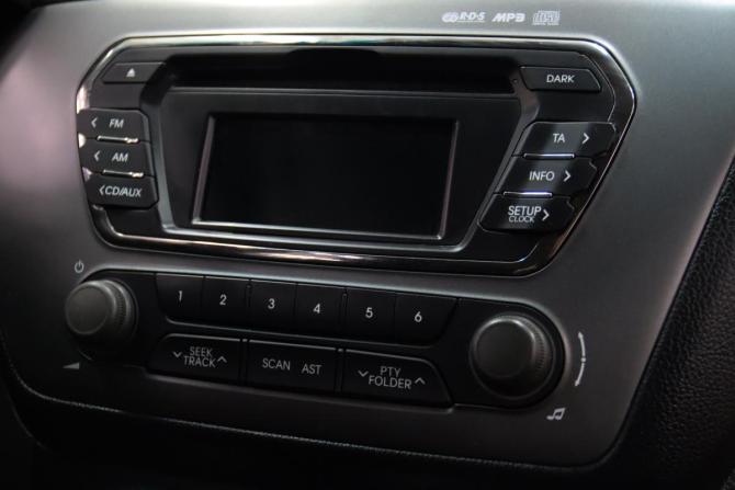 Kia Rio III с пробегом 2013 года, цена 895 170 рублей, 109400 км, хэтчбек, Автокод Объявления