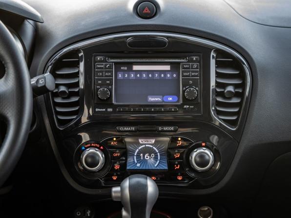 Nissan Juke I с пробегом 2011 года, цена 1 048 000 рублей, 144844 км, внедорожник, Автокод Объявления