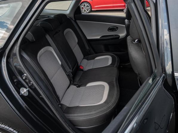 Kia Ceed II Рестайлинг с пробегом 2017 года, цена 1 370 000 рублей, 166832 км, универсал, Автокод Объявления