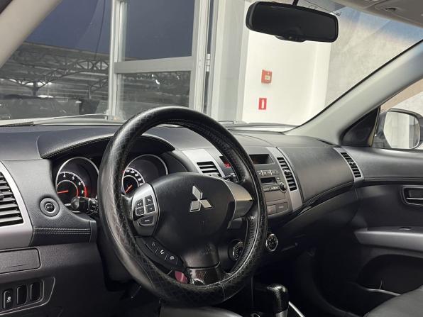 Mitsubishi Outlander II Рестайлинг с пробегом 2012 года, цена 1 190 000 рублей, 298000 км, внедорожник, Автокод Объявления