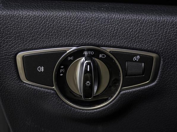 Mercedes-Benz E-Класс V (W213 S213 C238) с пробегом 2018 года, цена 3 530 000 рублей, 79032 км, седан, Автокод Объявления