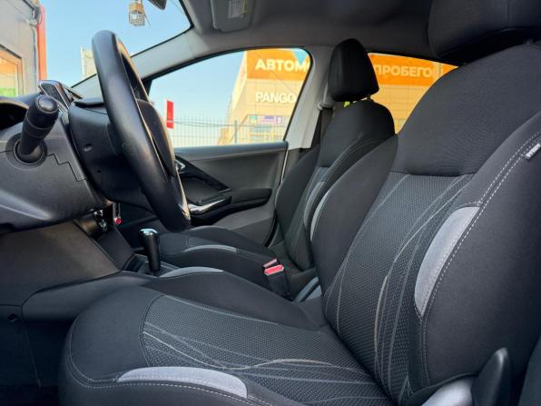 Peugeot 208 I с пробегом 2014 года, цена 550 000 рублей, 150000 км, хэтчбек, Автокод Объявления