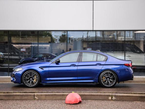 BMW M5 VI (F90) Рестайлинг с пробегом 2022 года, цена 11 990 000 рублей, 45818 км, седан, Автокод Объявления