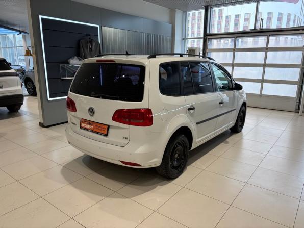 Volkswagen Touran I Рестайлинг 2 с пробегом 2012 года, цена 884 000 рублей, 174000 км, компактвэн, Автокод Объявления