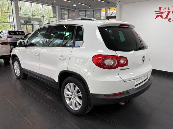 Volkswagen Tiguan I с пробегом 2010 года, цена 998 000 рублей, 171739 км, внедорожник, Автокод Объявления