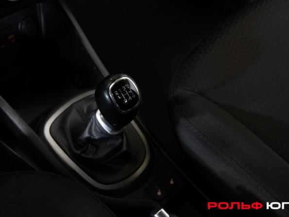 Kia Rio III Рестайлинг с пробегом 2016 года, цена 948 000 рублей, 96944 км, седан, Автокод Объявления