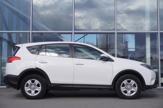 Toyota RAV4 IV (XA40) с пробегом 2013 года, цена 2 300 000 рублей, 25785 км, внедорожник, Автокод Объявления