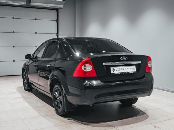 Ford Focus II Рестайлинг с пробегом 2008 года, цена 424 098 рублей, 300231 км, седан, Автокод Объявления