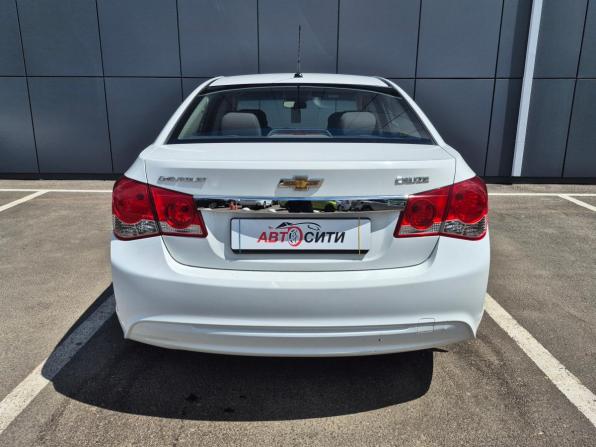 Chevrolet Cruze I Рестайлинг с пробегом 2015 года, цена 860 000 рублей, 187900 км, седан, Автокод Объявления