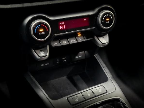 Kia Rio IV с пробегом 2020 года, цена 1 510 000 рублей, 63000 км, седан, Автокод Объявления