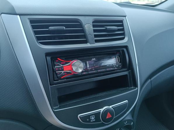 Hyundai Solaris I с пробегом 2012 года, цена 670 000 рублей, 138911 км, седан, Автокод Объявления