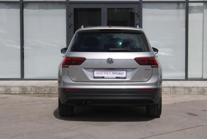 Volkswagen Tiguan II с пробегом 2020 года, цена 2 820 000 рублей, 69343 км, внедорожник, Автокод Объявления