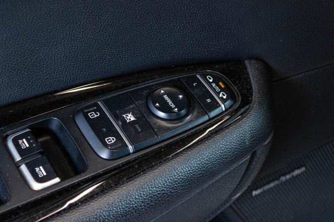 Kia Optima IV Рестайлинг с пробегом 2019 года, цена 2 184 000 рублей, 92525 км, седан, Автокод Объявления