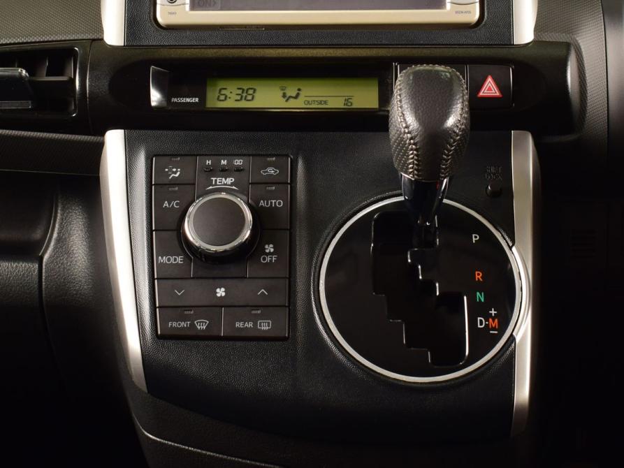 Toyota Wish II Кемерово  - изображение 18