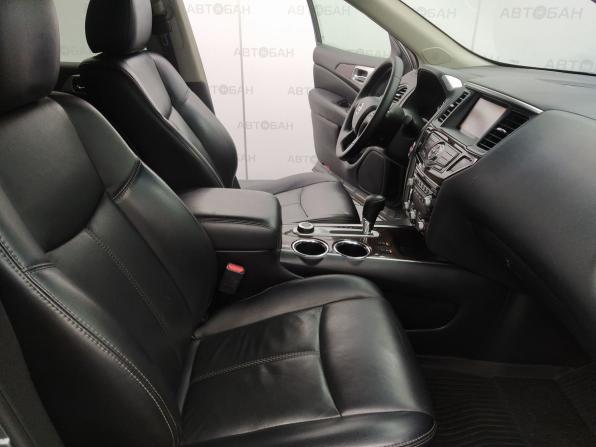 Nissan Pathfinder IV с пробегом 2015 года, цена 1 819 000 рублей, 162371 км, внедорожник, Автокод Объявления