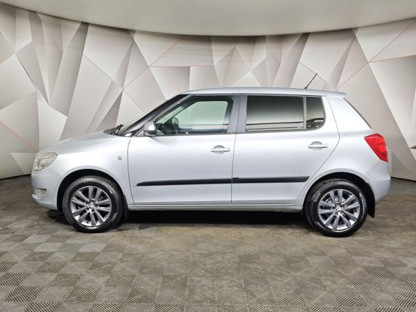 Skoda Fabia II Рестайлинг с пробегом 2013 года, цена 893 000 рублей, 128279 км, хэтчбек, Автокод Объявления