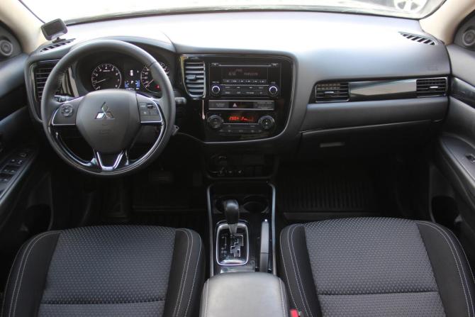 Mitsubishi Outlander III Рестайлинг 3 с пробегом 2019 года, цена 1 937 000 рублей, 137976 км, внедорожник, Автокод Объявления