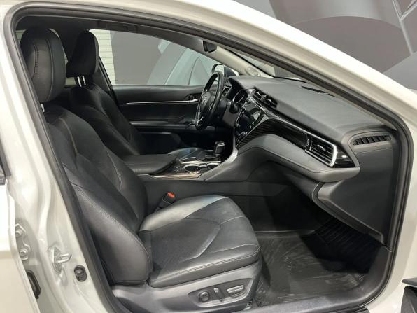 Toyota Camry VIII (XV70) с пробегом 2020 года, цена 2 945 000 рублей, 104306 км, седан, Автокод Объявления