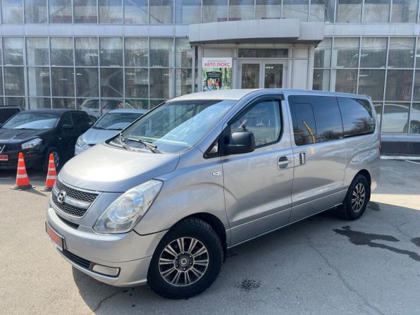 Hyundai Grand Starex I с пробегом 2012 года, цена 1 770 000 рублей, 271757 км, минивэн, Автокод Объявления