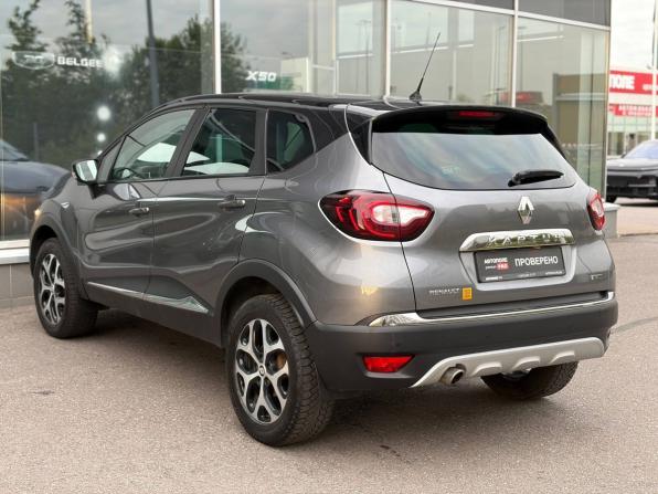 Renault Kaptur I с пробегом 2019 года, цена 1 295 000 рублей, 167000 км, внедорожник, Автокод Объявления