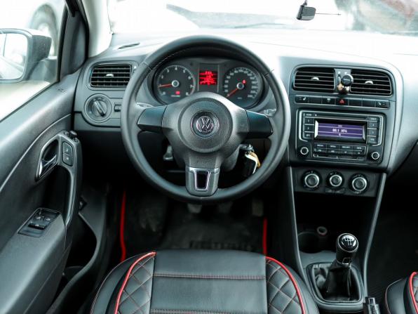 Volkswagen Polo V с пробегом 2014 года, цена 765 000 рублей, 119500 км, седан, Автокод Объявления
