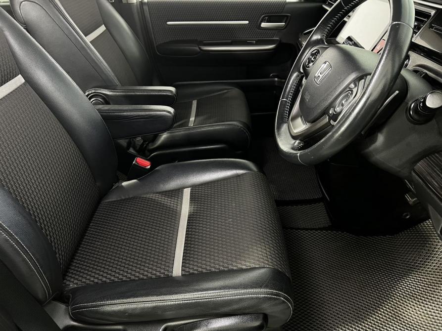 Honda Stepwgn V Калининград  - изображение 12