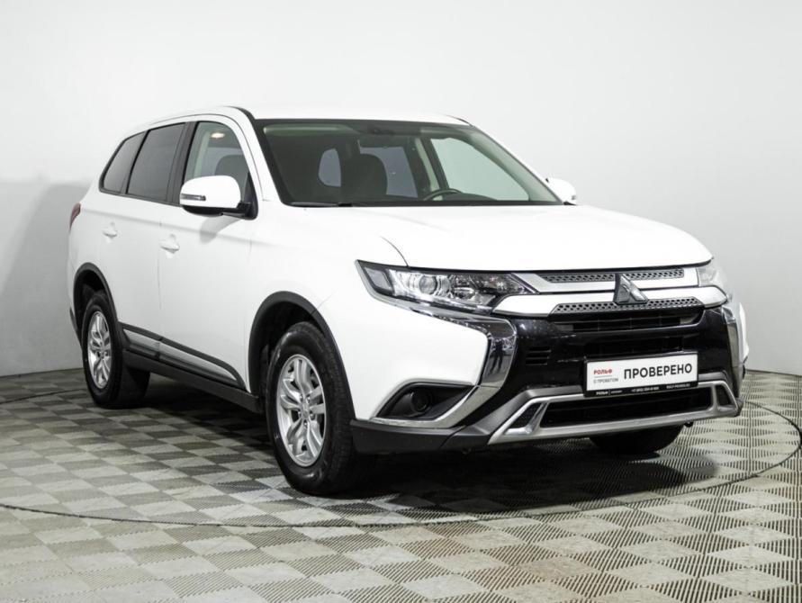 Mitsubishi Outlander III Рестайлинг 3 Санкт-Петербург  - изображение 3