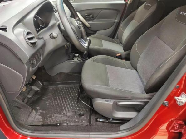 Renault Sandero II Рестайлинг с пробегом 2019 года, цена 950 020 рублей, 138201 км, хэтчбек, Автокод Объявления