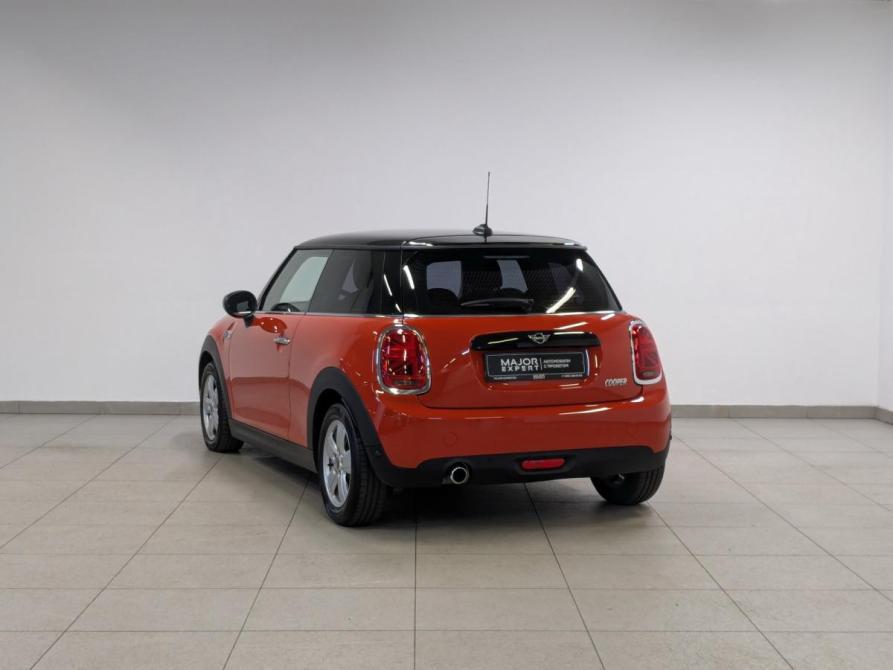 Mini Hatch III (F55/F56) Рестайлинг Санкт-Петербург  - изображение 7