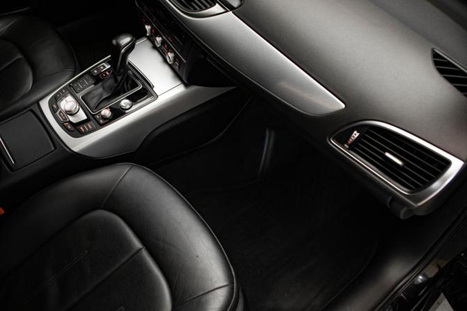 Audi A6 IV (C7) Рестайлинг с пробегом 2016 года, цена 1 645 000 рублей, 199347 км, седан, Автокод Объявления