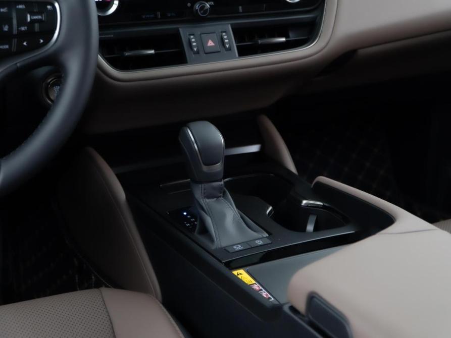 Lexus ES VII Рестайлинг 2 Москва  - изображение 15