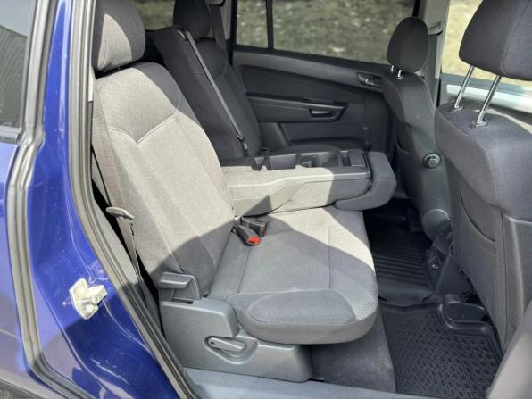Opel Zafira B Рестайлинг с пробегом 2012 года, цена 670 000 рублей, 242000 км, минивэн, Автокод Объявления