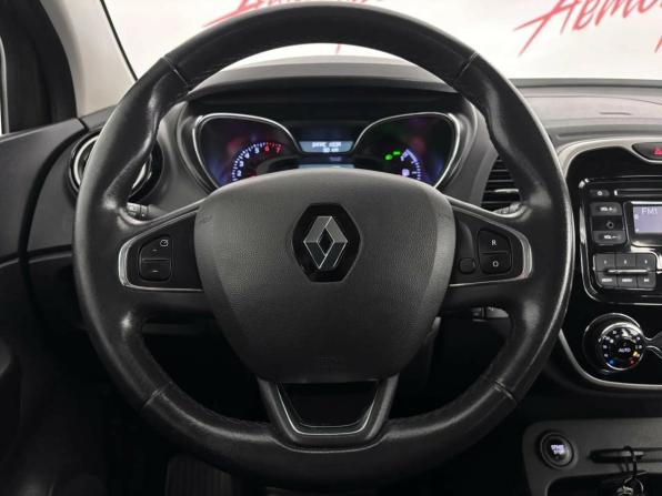 Renault Kaptur I с пробегом 2017 года, цена 1 399 000 рублей, 180000 км, внедорожник, Автокод Объявления