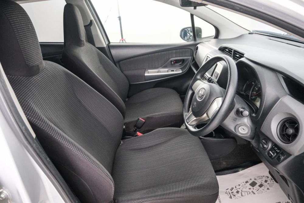 Toyota Vitz III (XP130) Рестайлинг Красноярск  - изображение 8