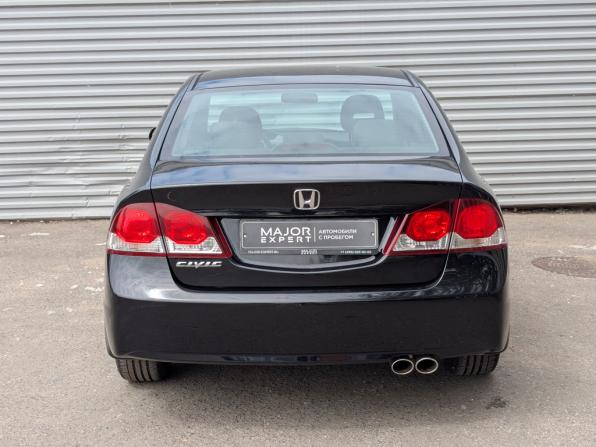 Honda Civic VIII Рестайлинг с пробегом 2010 года, цена 1 350 000 рублей, 113509 км, седан, Автокод Объявления