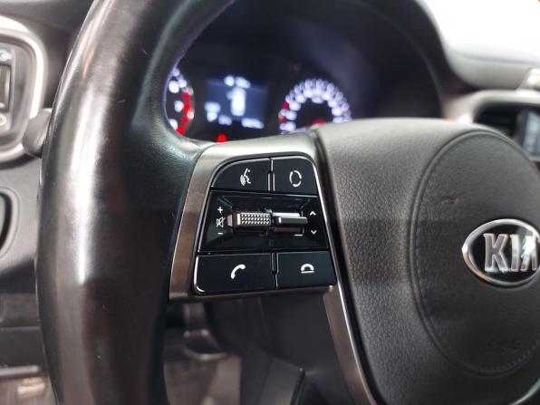Kia Sorento III Prime Рестайлинг с пробегом 2018 года, цена 2 880 000 рублей, 84000 км, внедорожник, Автокод Объявления
