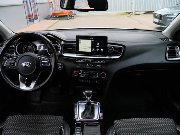 Kia Ceed III с пробегом 2018 года, цена 2 150 000 рублей, 74707 км, универсал, Автокод Объявления