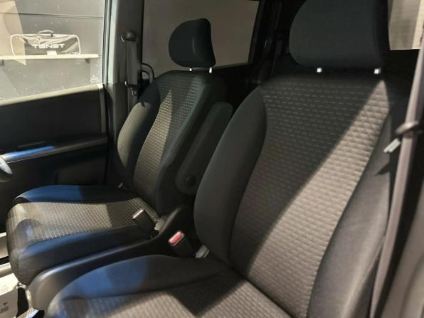 Honda Freed I с пробегом 2010 года, цена 1 005 000 рублей, 196400 км, компактвэн, Автокод Объявления