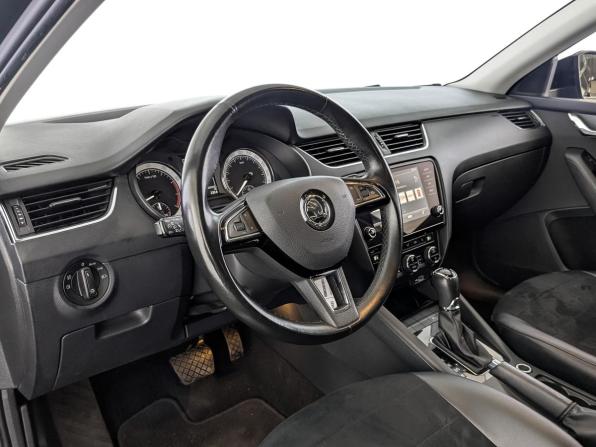 Skoda Octavia III (A7) Рестайлинг с пробегом 2019 года, цена 1 880 000 рублей, 101838 км, лифтбек, Автокод Объявления