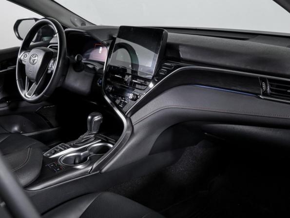 Toyota Camry VIII (XV70) Рестайлинг с пробегом 2023 года, цена 3 699 999 рублей, 45550 км, седан, Автокод Объявления